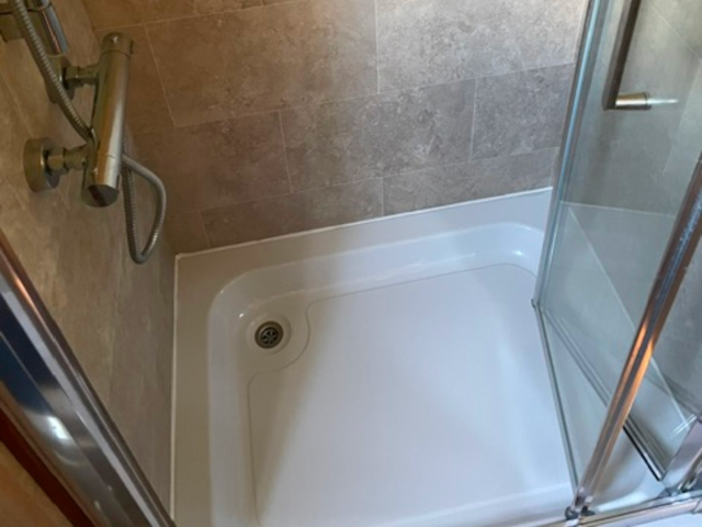  Shower cubicle 